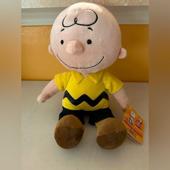 Charlie Brown stuffed toy - Picture 1 of 4